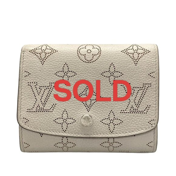 LOUIS VUITTON Portefeuille Iris Compact Brume Rose Mademoiselle - 637-062425 - Picture 1 of 13